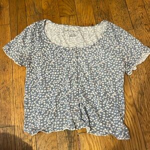 Blue flowered American Eagle shirt